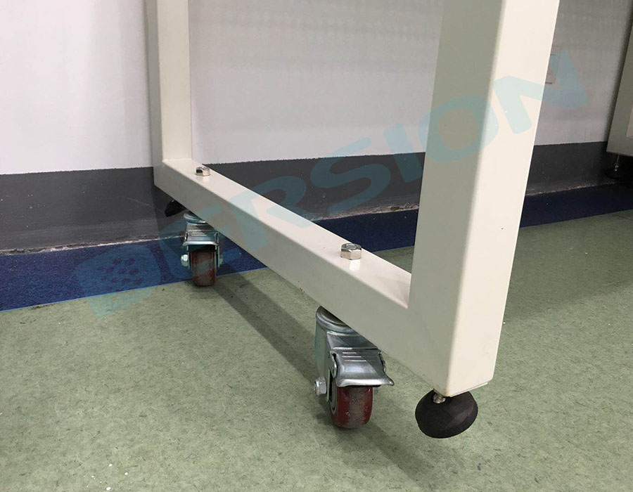 垂直流潔凈工作臺介紹