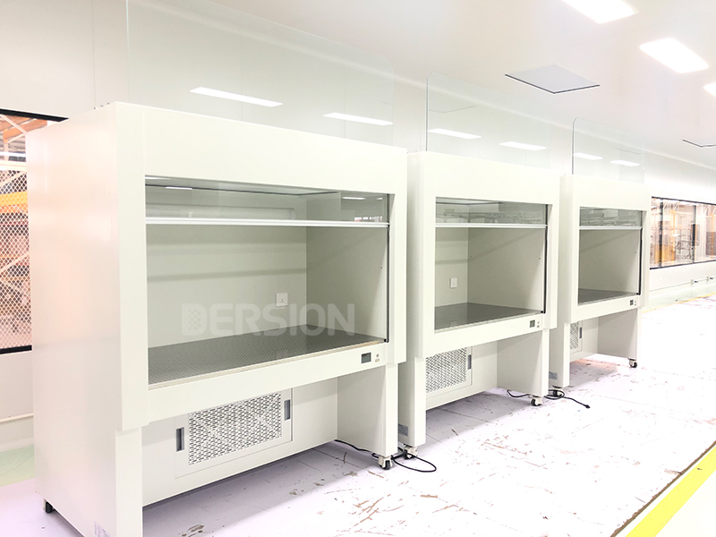 百級(jí)凈化工作臺(tái)現(xiàn)場(chǎng)使用時(shí)要注意哪些問(wèn)題